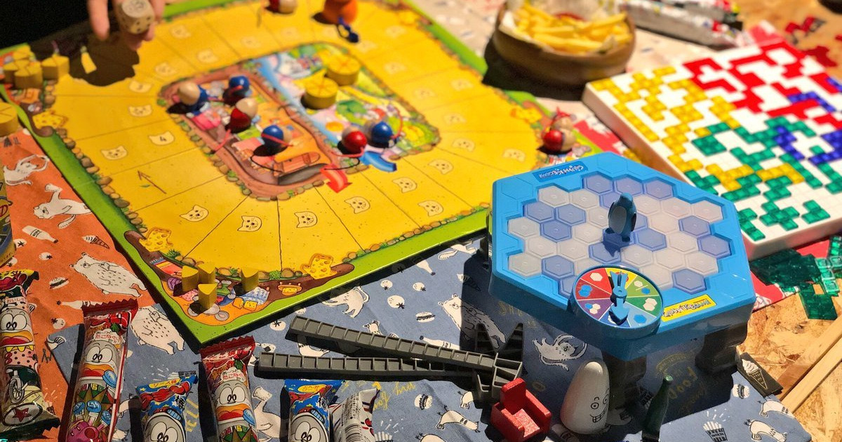 ファナティー 神戸 三宮 兵庫県 ボードゲームが遊べるバー ボドゲーマ