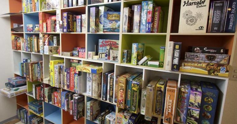 福岡県のボードゲームカフェ 店舗 18店 ボドゲーマ